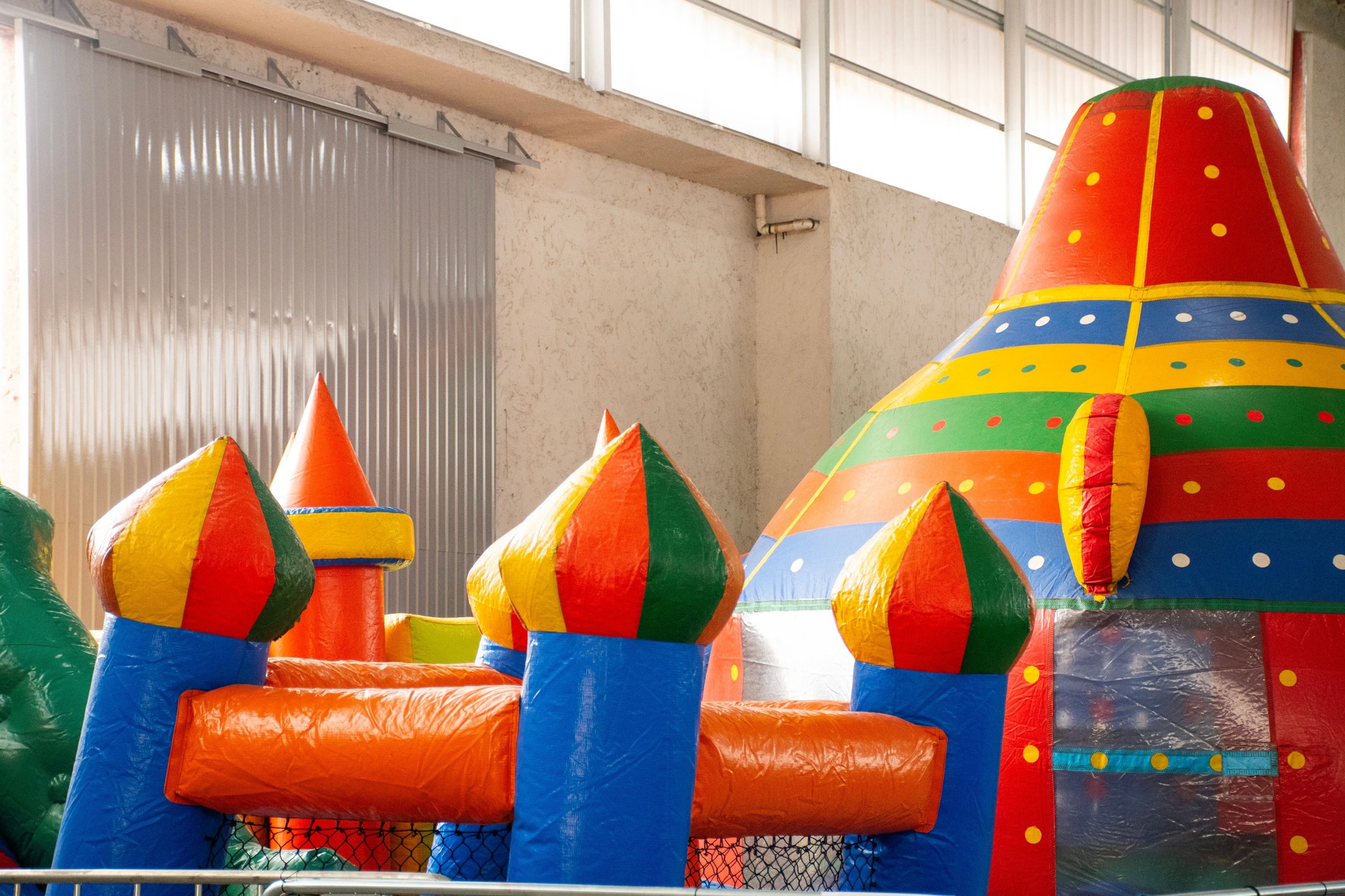 inflatable bounce house party toys